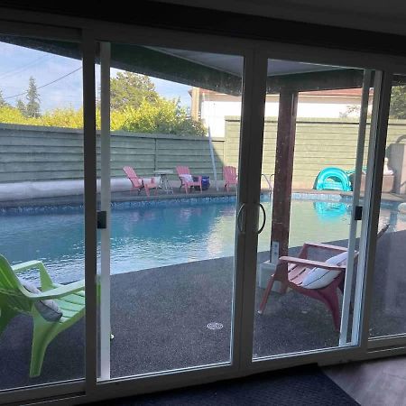 Tranquil Oasis 2 Bedroom Suite With Pool View Victoria Extérieur photo